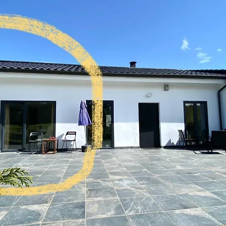 Homestay Casa Soleada Cudon